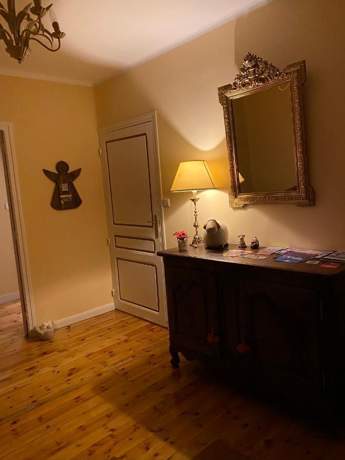 Chez Helene 3 Etoiles, Labellise Disabled Pmr,Pour 4 Personnes Chiens Bienvenus-Pet Friendly Apartment Bourg-Madame Exterior photo
